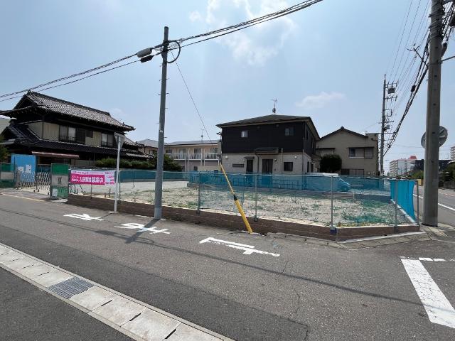 建物外観　建築現場