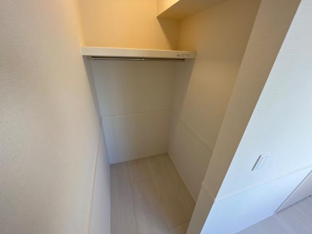 収納　ウォークインクローゼット（イメージ）