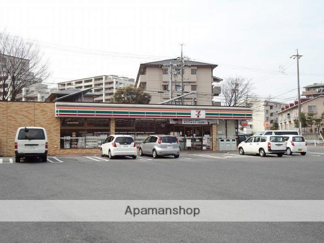 コンビニ　セブンイレブン（コンビニ）まで90m