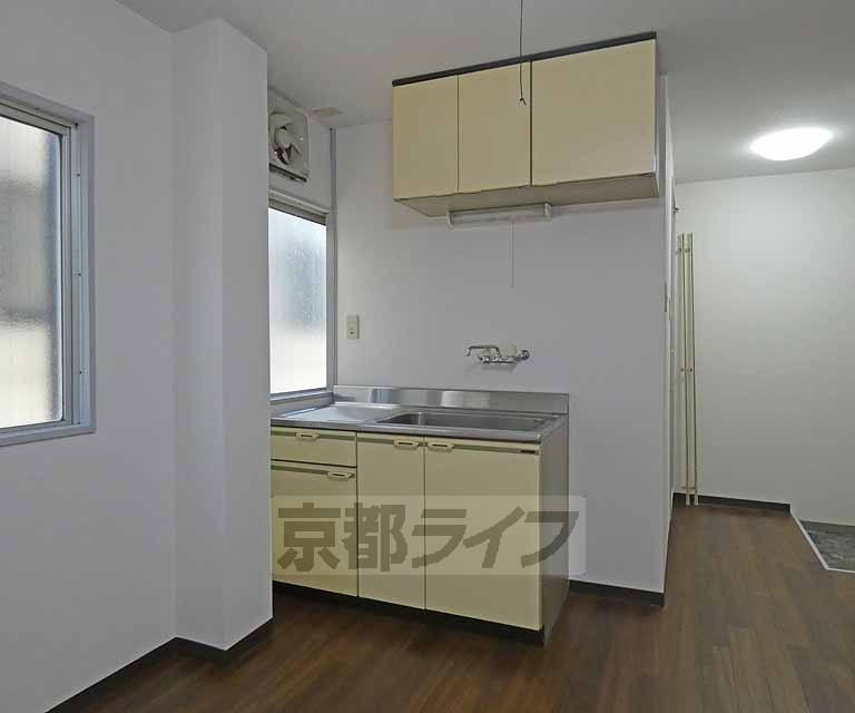 キッチン　キッチンです。