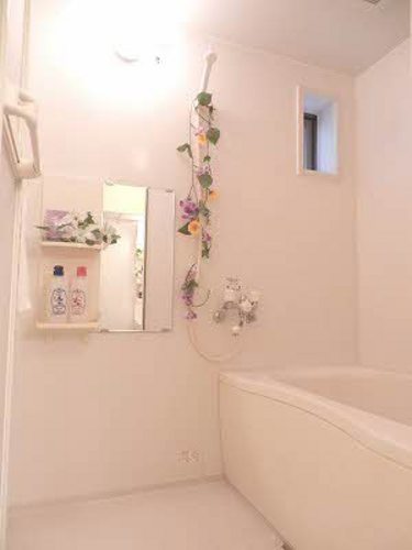 バス・シャワールーム　下の階の写真です。