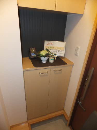 玄関　下の階の写真です。