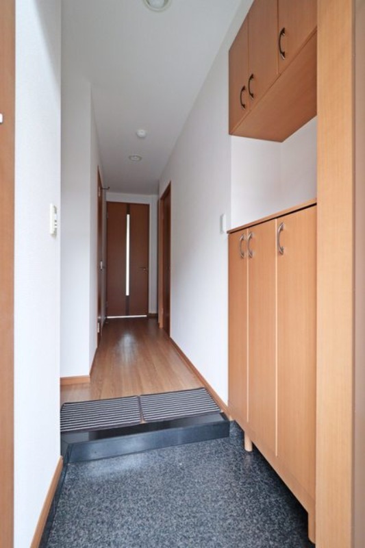 玄関　図面と現状に相違がある場合には現状を優先