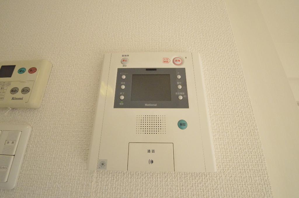 セキュリティ　カメラ付インターホン