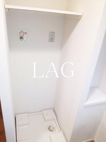 その他設備　室内洗濯機置き場になります。