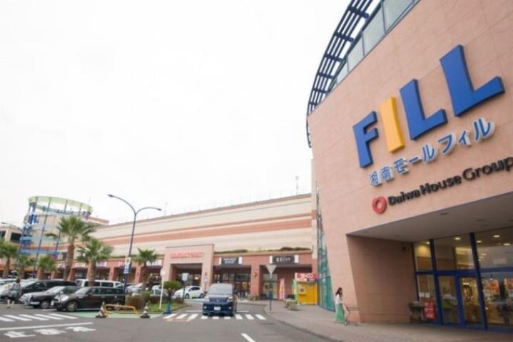 スーパー　スーパー三和湘南モールフィル店（スーパー）まで1028m