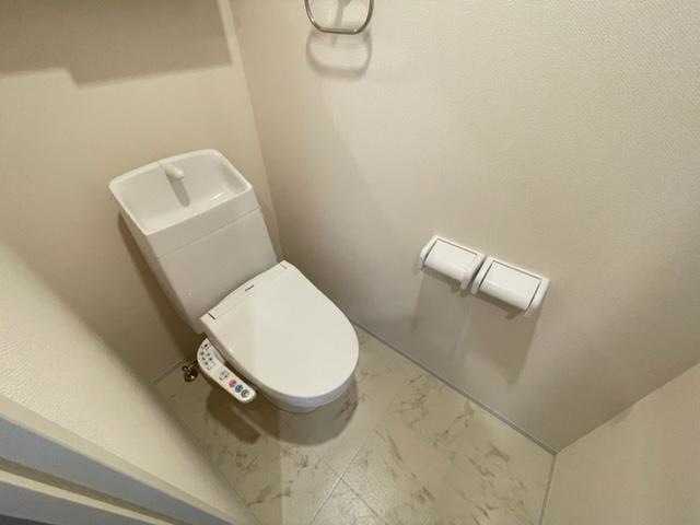 トイレ　同施工のイメージとなります。