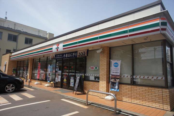コンビニ　セブン－イレブン　長岡旭町店（コンビニ）まで450m