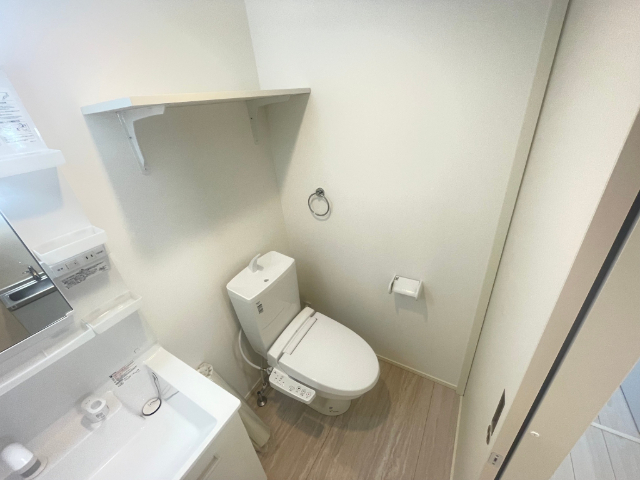 トイレ　他の部屋の参考画像です。