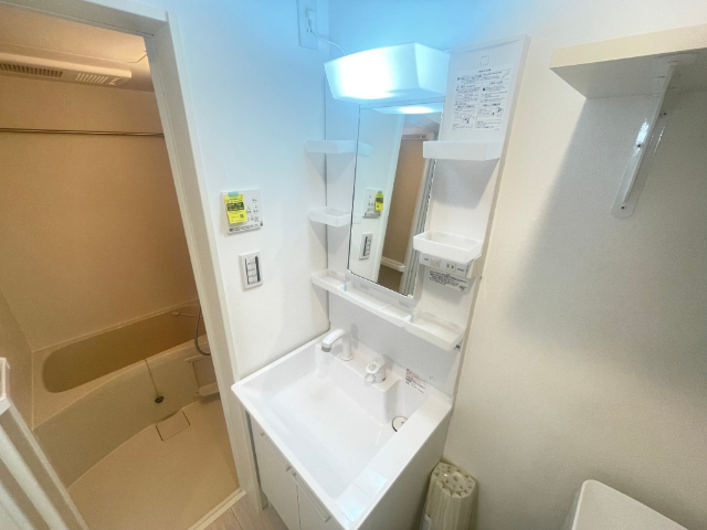 洗面設備　他の部屋の参考画像です。