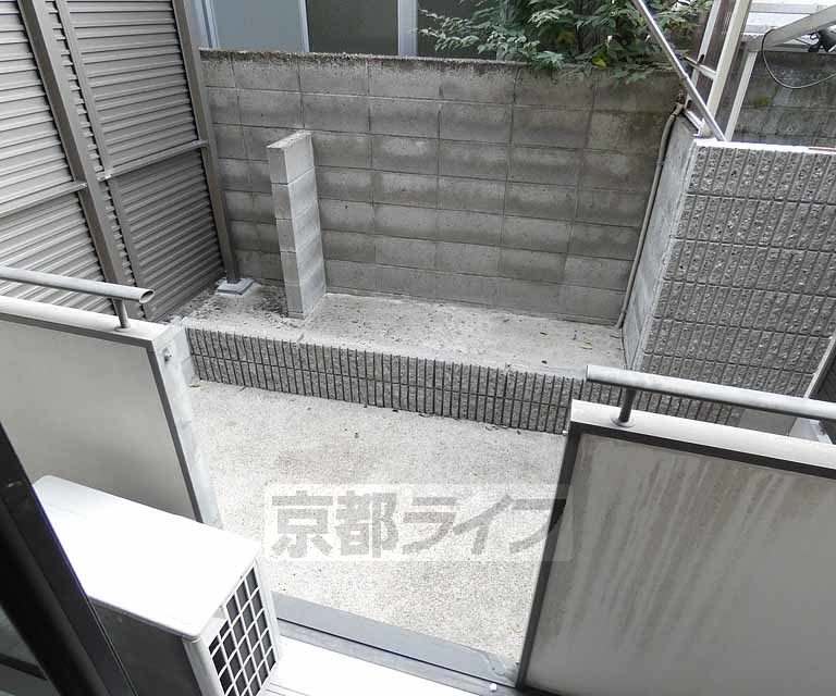 バルコニー　室内リノベーション！ ３点セパレートに変更！