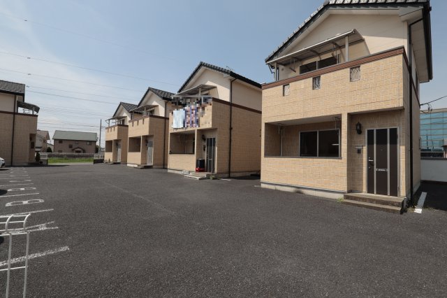 建物外観　現況と異なる場合があります。