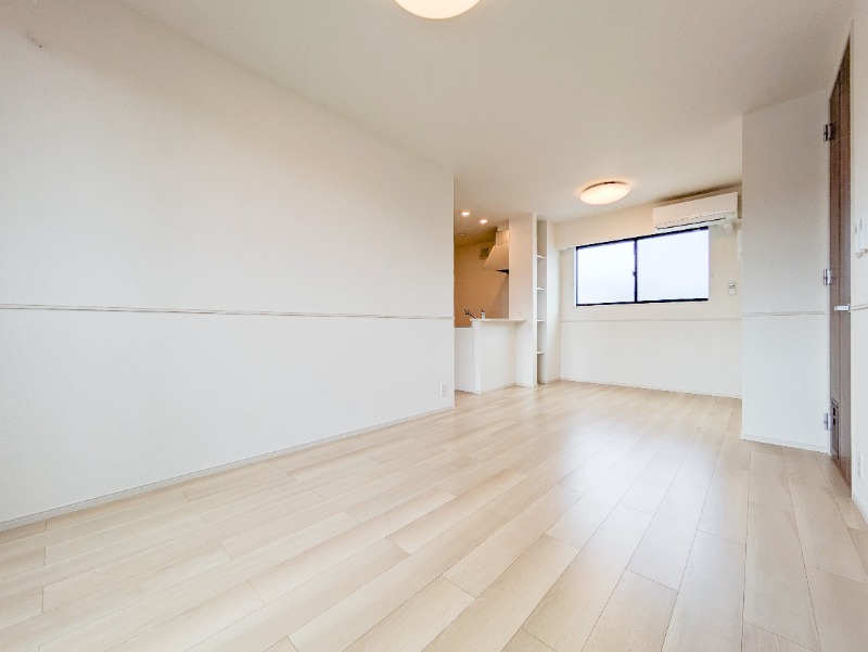 居室・リビング　図面と現状に相違がある場合には現状を優先