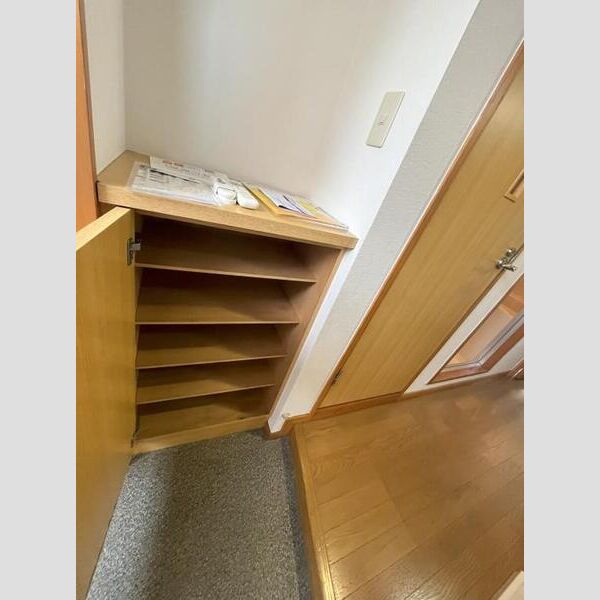 収納　シューズボックス