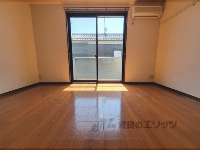 居室・リビング　居室