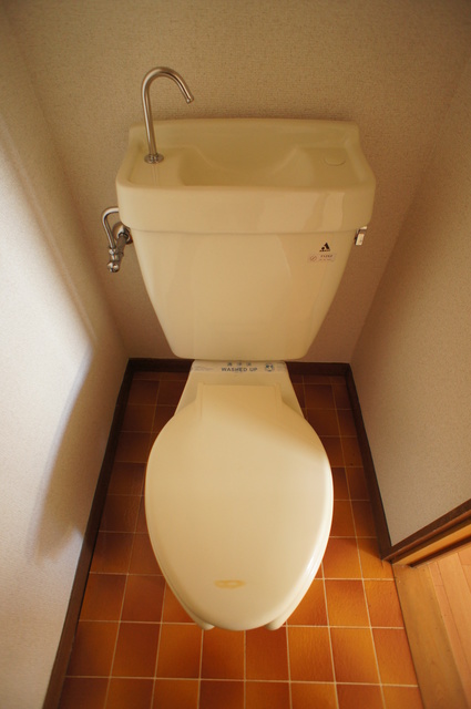 トイレ　バストイレ別なので毎日快適にお過ごしいただけます♪