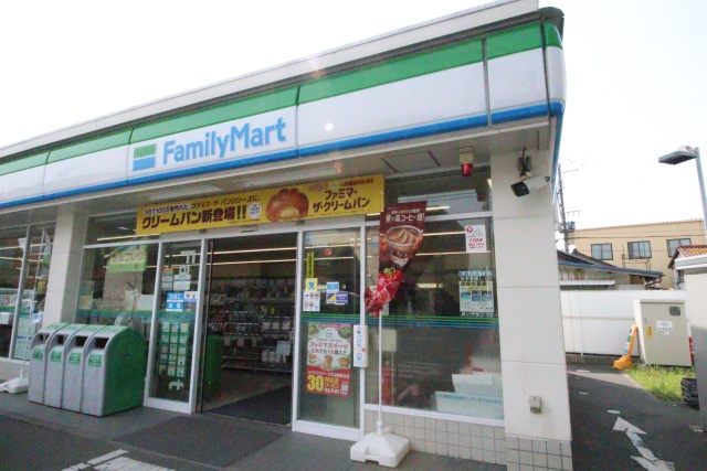 コンビニ　ファミリーマート　熱田切戸町店（コンビニ）まで100m