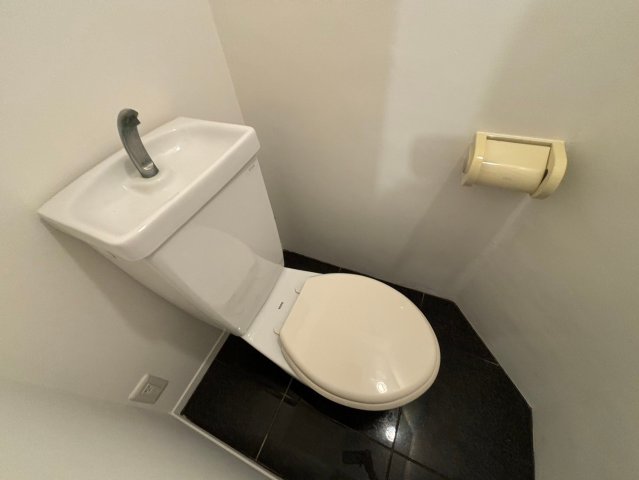 トイレ　詳細は、RISUMO江坂本店までお問合せください♪