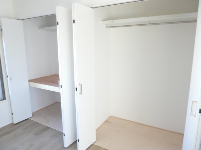 収納　クローゼットタイプへ変更済みです。