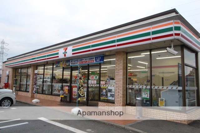コンビニ　セブンイレブン（コンビニ）まで505m