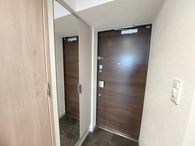 玄関　※同社施工物件イメージ