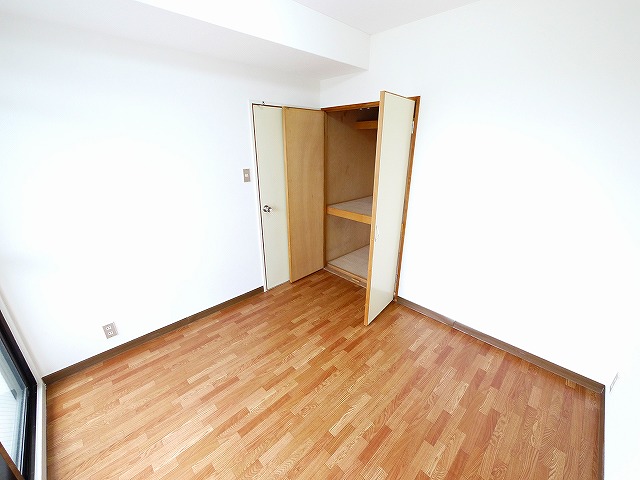 その他部屋・スペース　使い勝手のいい寝室です