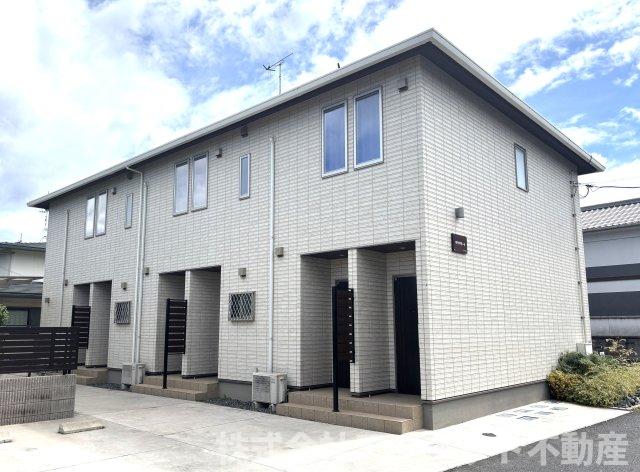 建物外観　サウサリート・木造