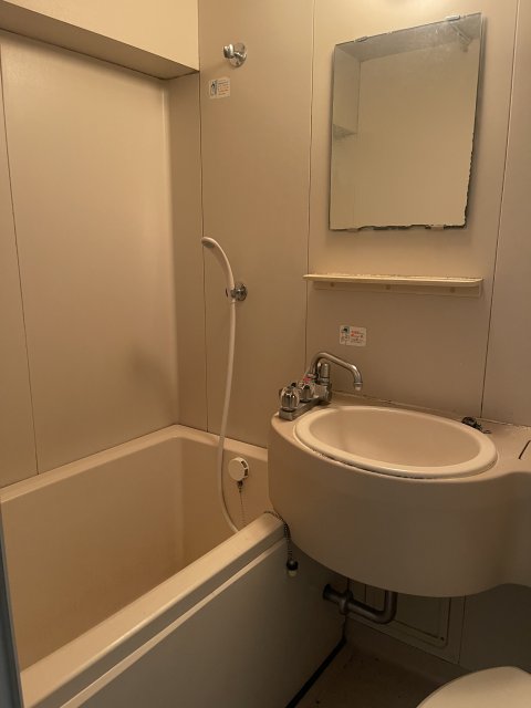 バス・シャワールーム　同物件別号室