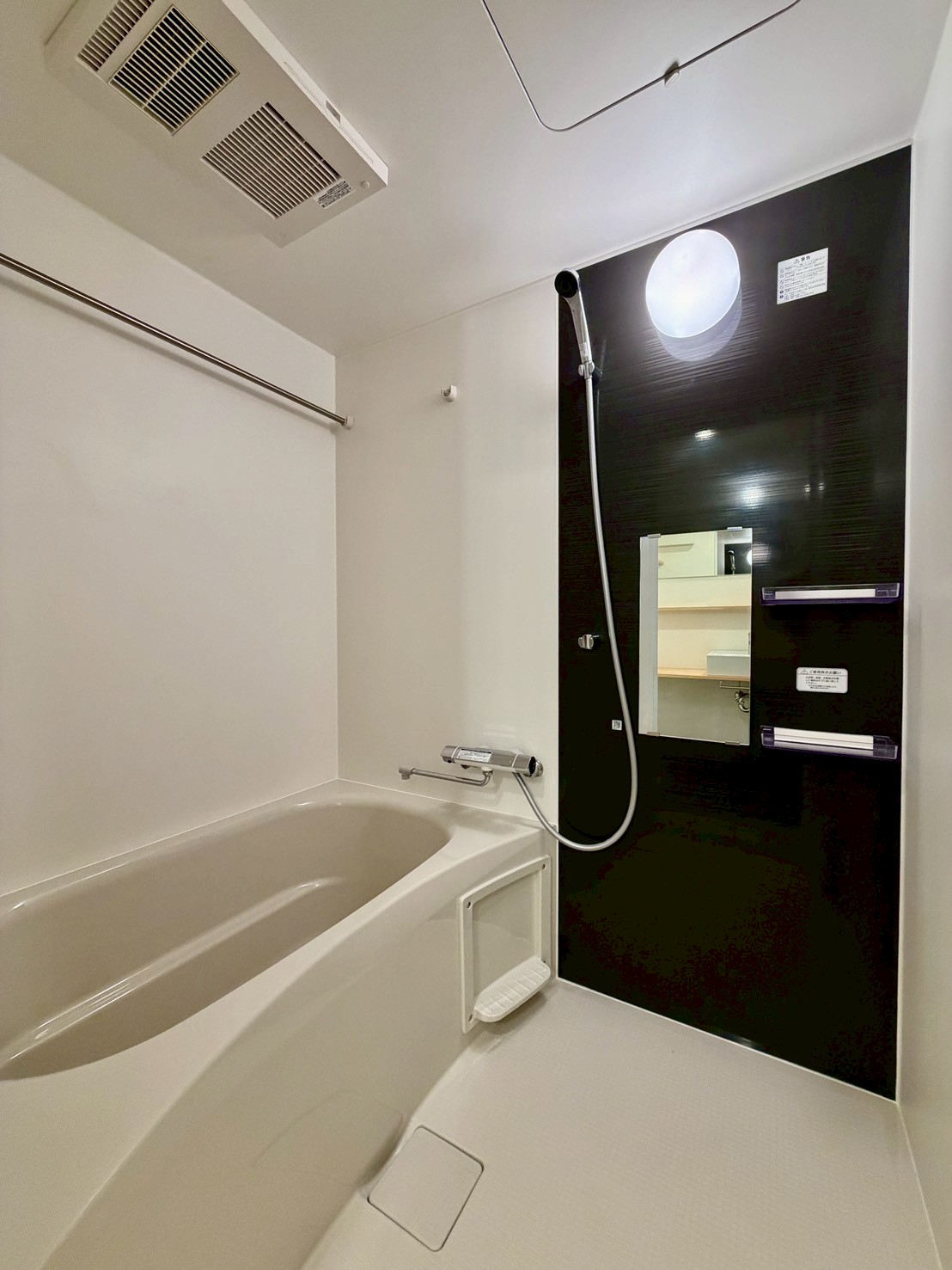 バス・シャワールーム　浴室乾燥機つき