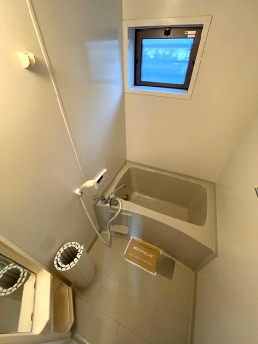 バス・シャワールーム　ゆったり過ごせるお風呂です