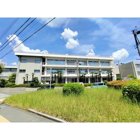 病院　医療法人鶴賀会鶴賀病院（病院）まで518m