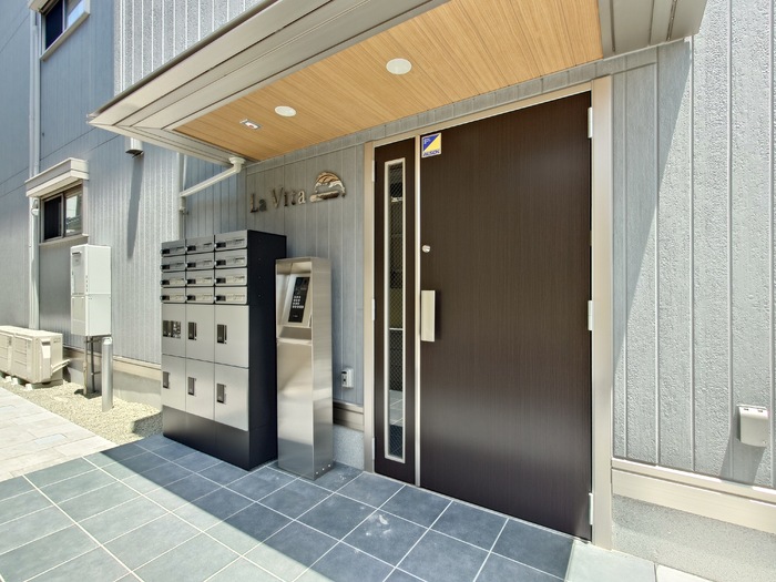 セキュリティ　オートロックシステム（ICカード）、宅配ボックス完備