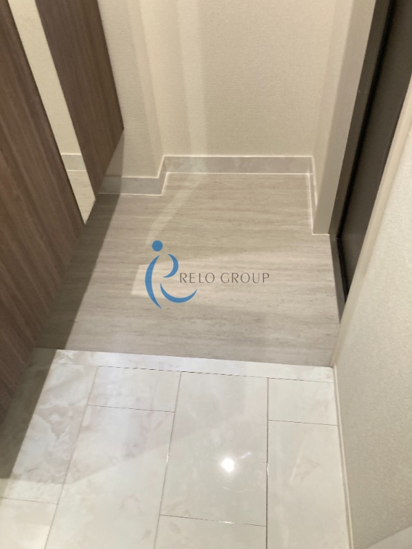 玄関　同仕様タイプ