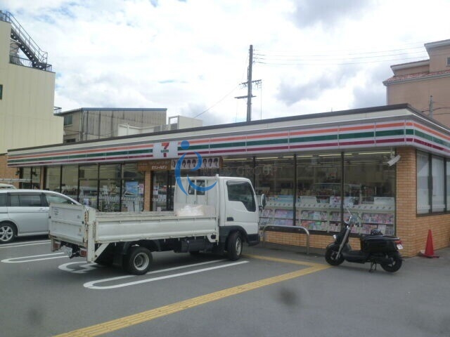 コンビニ　セブンイレブン大阪巽東4丁目店（コンビニ）まで239m