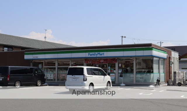 コンビニ　ファミリーマート（コンビニ）まで1164m