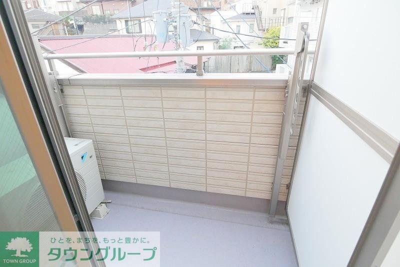 バルコニー　同シリーズ