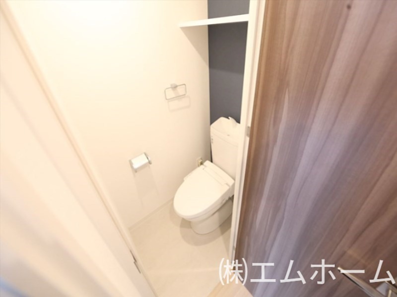 トイレ　温水洗浄暖房便座付トイレ