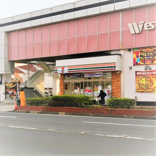 コンビニ　セブンイレブン 浦安猫実2丁目店（コンビニ）まで561m