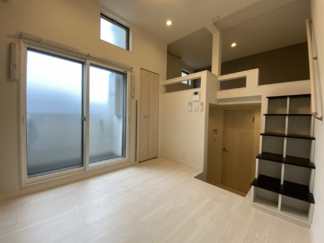 居室・リビング　※モデル