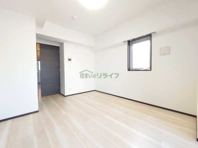 エントランス　ジェノヴィア新宿早稲田グリーンベール