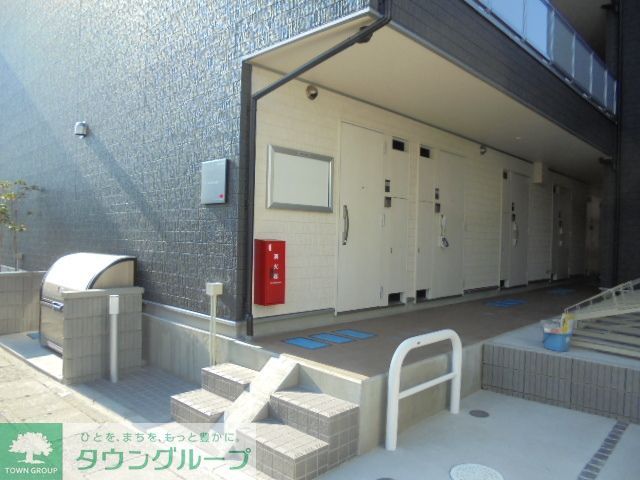 エントランス　エントランス