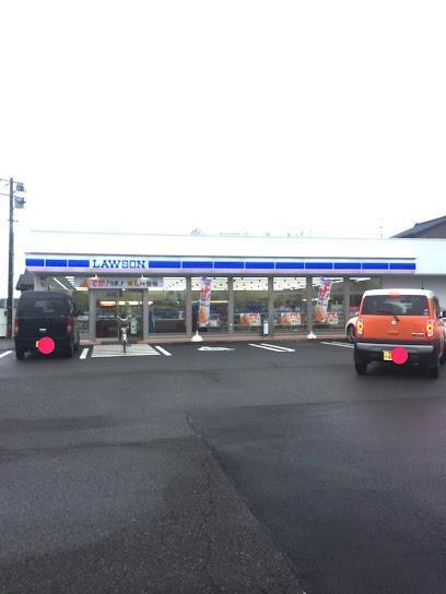 コンビニ　ローソン　都城鷹尾2丁目店（コンビニ）まで400m