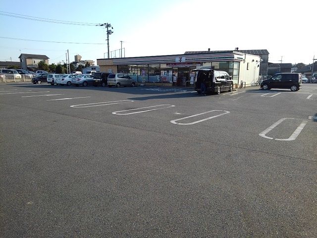 コンビニ　セブンイレブン八女龍ヶ原店（コンビニ）まで320m