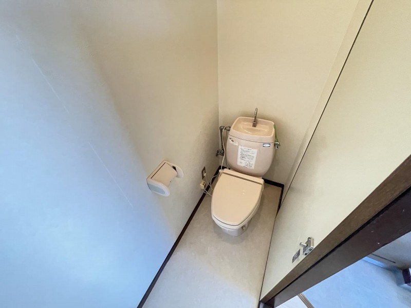 トイレ　トイレ