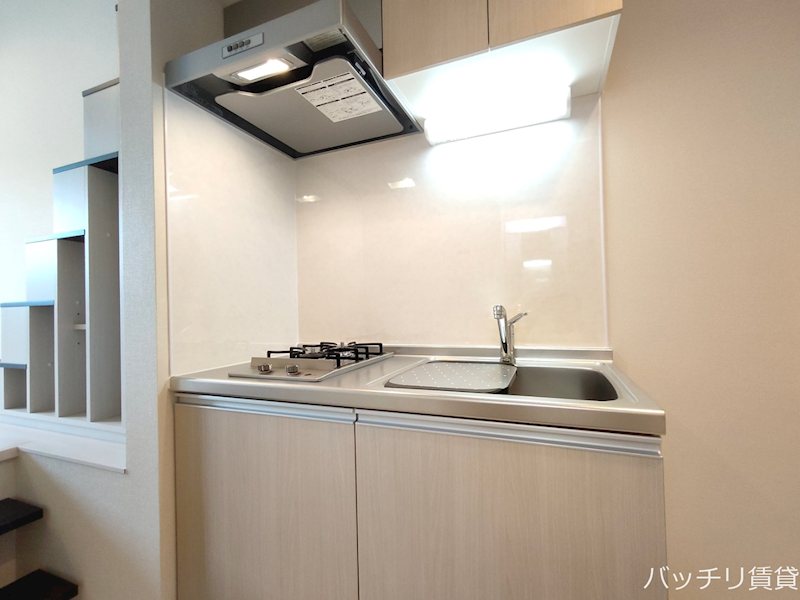 キッチン　新築、同シリーズタイプの為、現状優先になります。