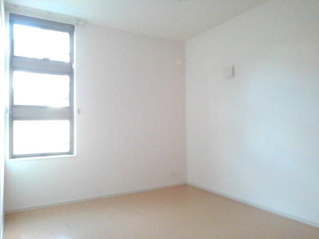 その他部屋・スペース　フローリングの室内です。