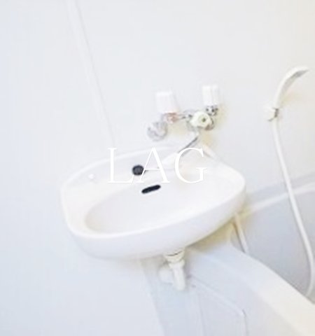 洗面設備　洗面台です。