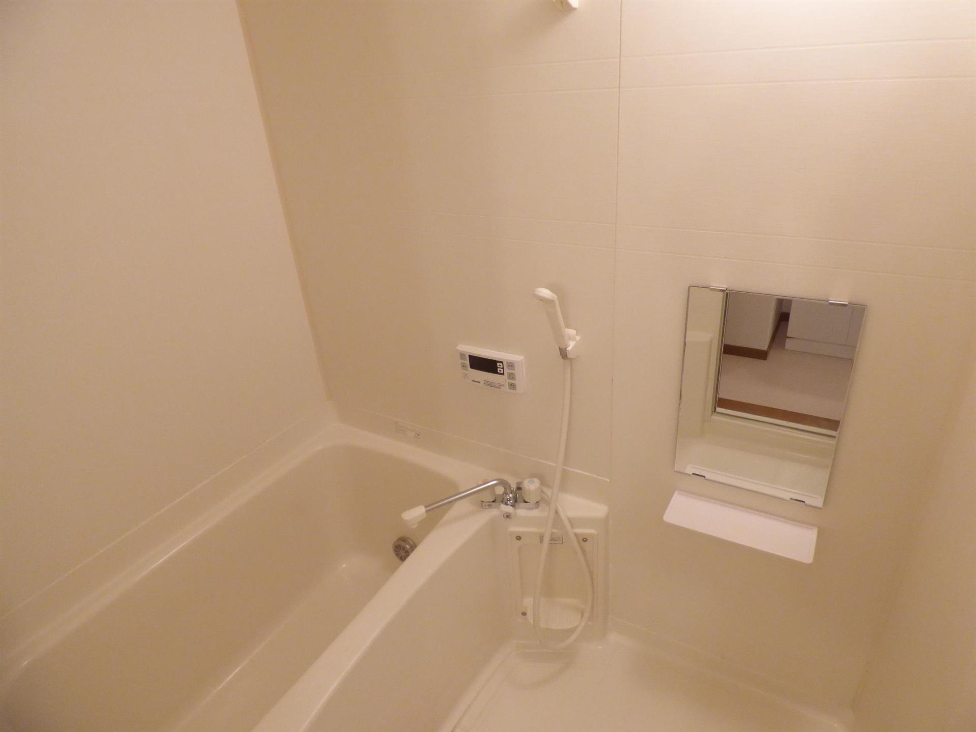 バス・シャワールーム　ユニットバス 追焚