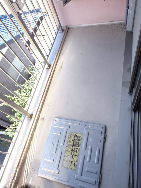 バルコニー　写真は404号室です（参考）