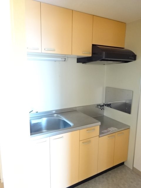 キッチン　写真は404号室です（参考）